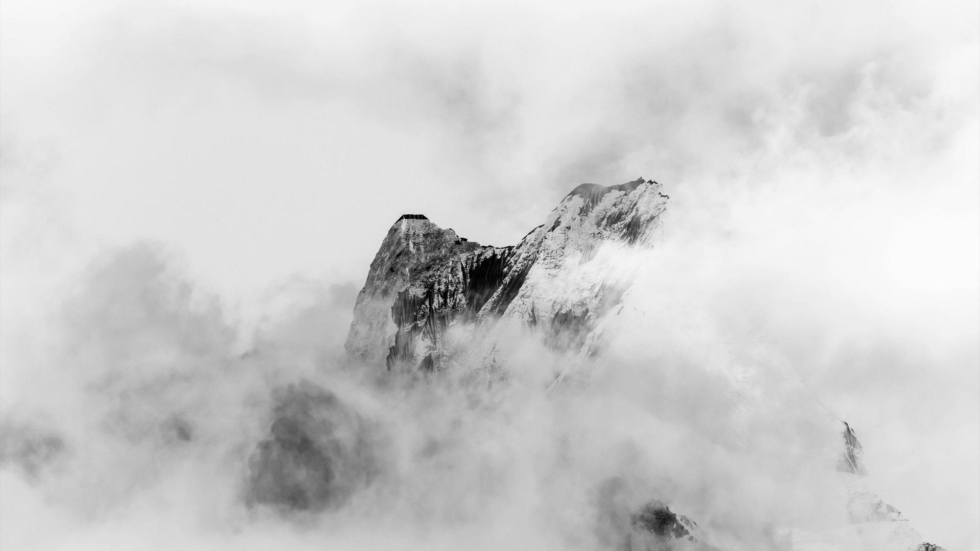 Stunning aerial view of Mount Everest and the Himalayan mountain range